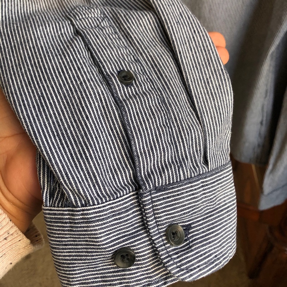 Men’s Striped Button-down L - Picture 6 of 8
